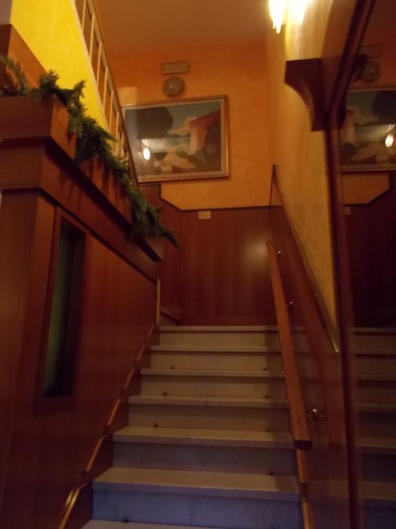 Albergo Stazione Брешія Екстер'єр фото