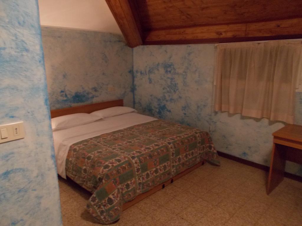 Albergo Stazione Брешія Номер фото