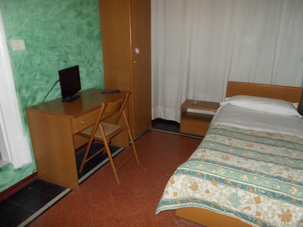Albergo Stazione Брешія Номер фото